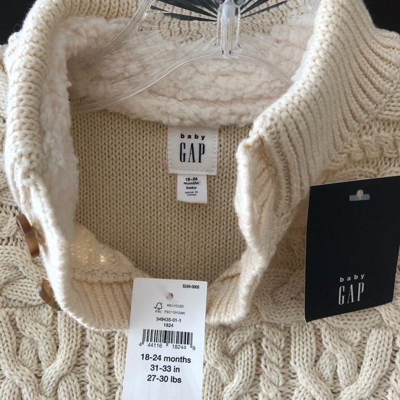 Baby Gap one piece - Picture 3 of 7